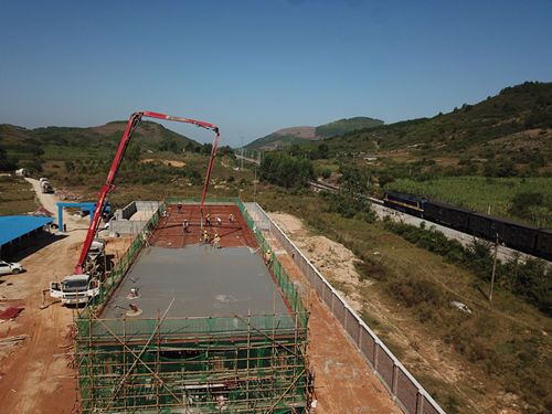 中国中铁电气化集团北京电气化工程公司承建焦柳铁路古砦牵引变电工程